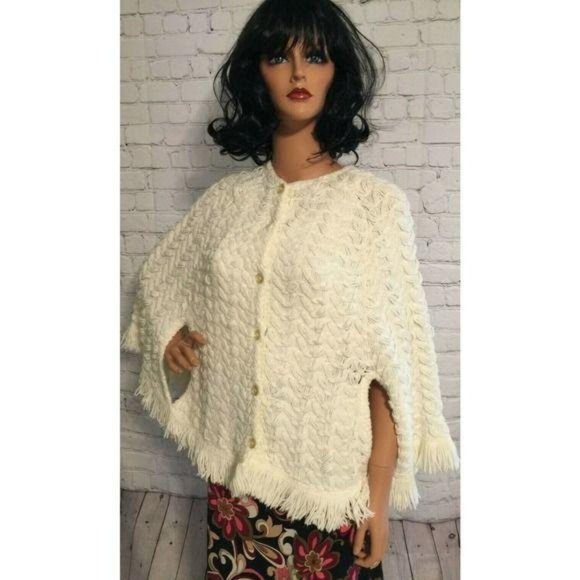 Vintage 1960s Aris Knitwear Ivory Crochet Shawl Fringe Boho Wrap - Picture 2 of 11